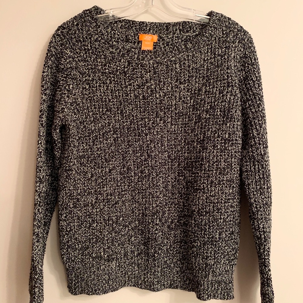 Super cute and cozy knit sweater